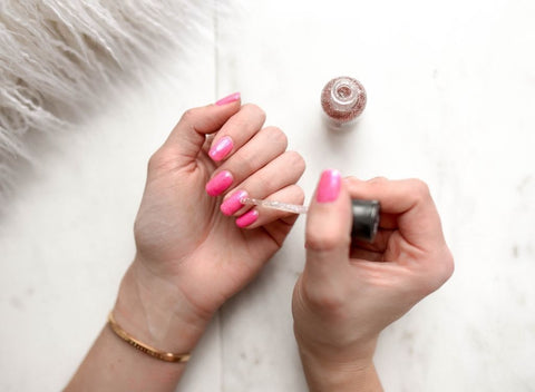 5 tips for strong healthy nails